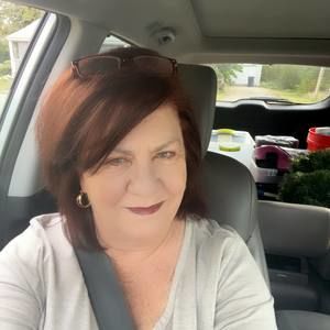 Meet your Posher, Kelli